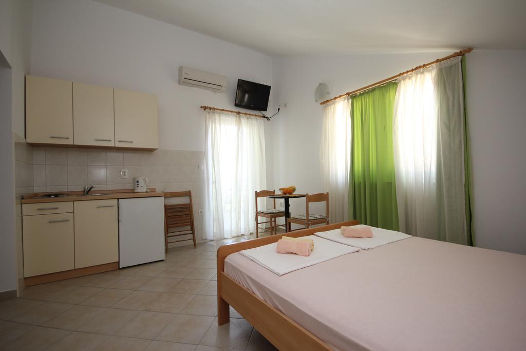 Apartments Adriatika Makarska Exterior foto